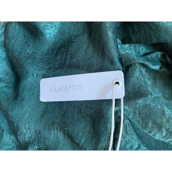 Six/Fifty Opal top in Hunter Emerald Green Blouse Size Small Womens New - Picture 5 of 8